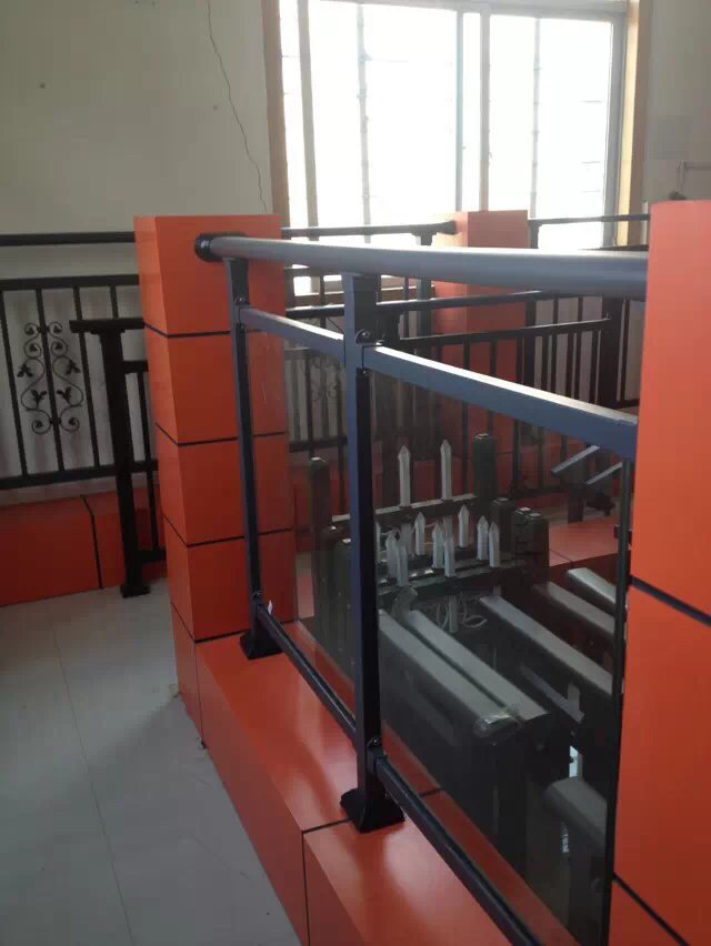 陽臺護欄B07